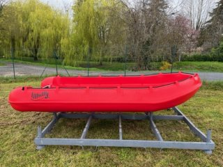 Motorboat Whaly 370 new - VILLENEUVE MARINE