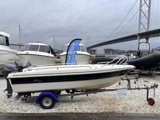 Barco a Motor Yamarin 42 ocasión - Port Edgar Boat Sales