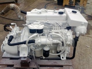 Boat Engine Ford Mermaid Melody 88hp Marine Diesel Engine used - MARINE ENTERPRISES LTD