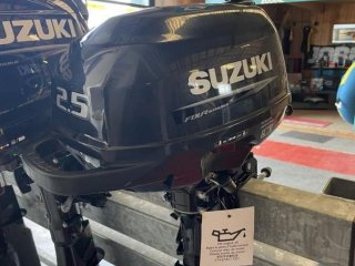 Suzuki 2.5S - Image 2