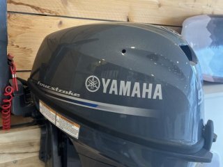 Yamaha 9.9  - Image 4